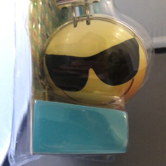 Kids Emoji Stereo Headphones Sunglasses ~New - Picture 5 of 5